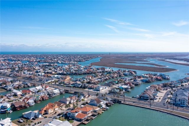 15229 Isabella Ct, Corpus Christi, TX 78418