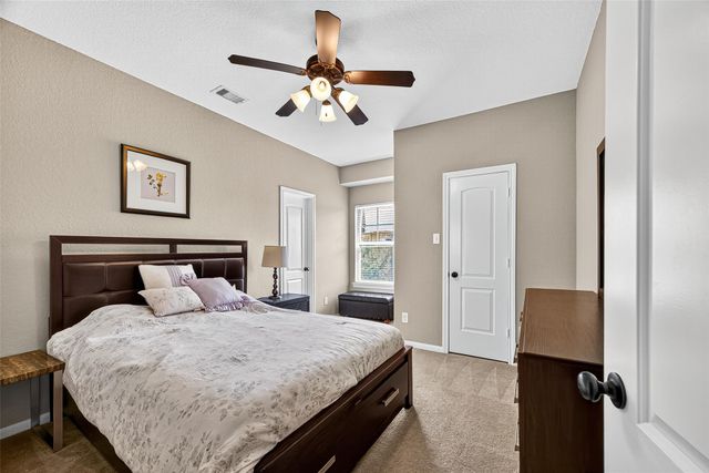 110 Cheswood Manor Drive, The Woodlands, TX 77382