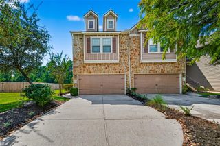 110 Cheswood Manor Drive, The Woodlands, TX 77382