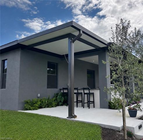 2912 45th ST SW, Lehigh Acres, FL 33976