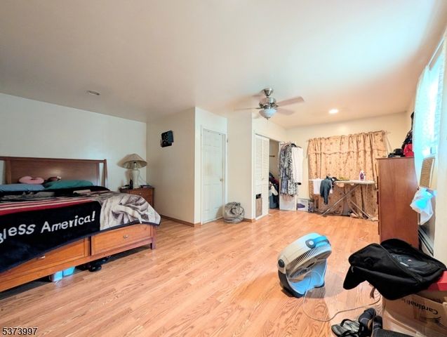 203 Lake St, Newark City, NJ 07104