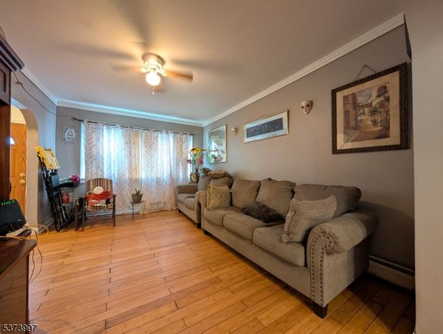 203 Lake St, Newark City, NJ 07104