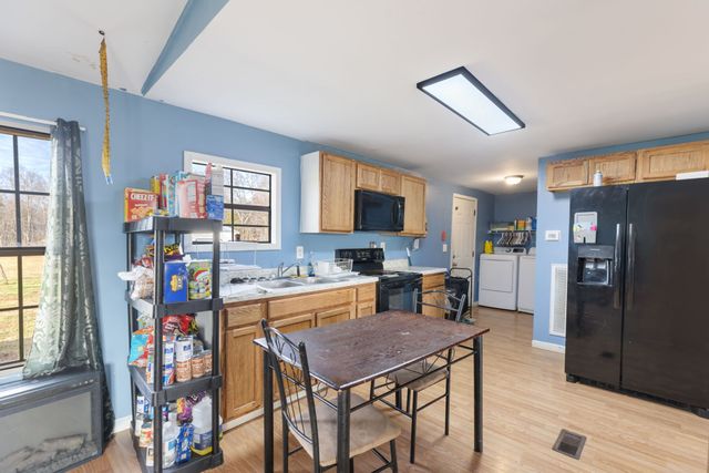 353 Helton Rd, Lewisburg, TN 37091