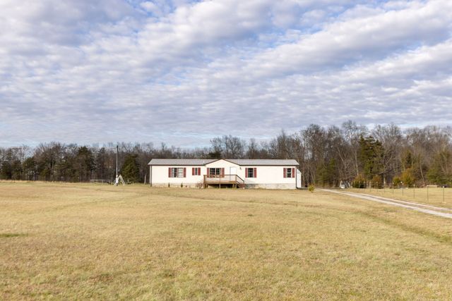 353 Helton Rd, Lewisburg, TN 37091