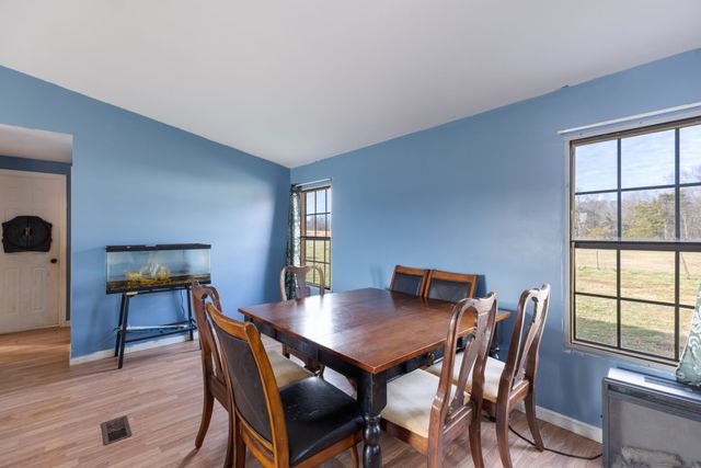 353 Helton Rd, Lewisburg, TN 37091