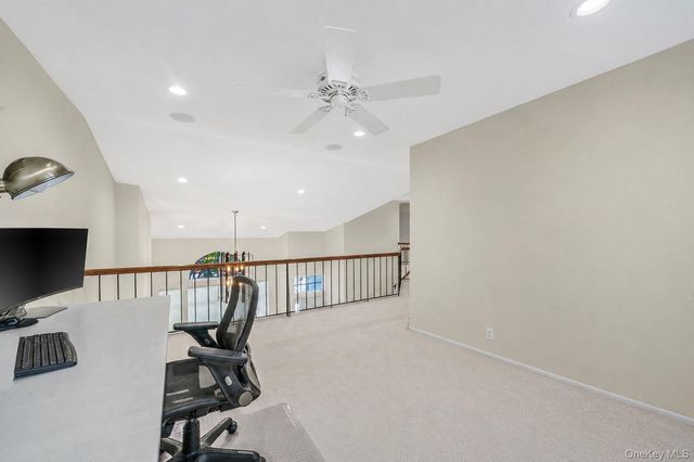 15 Hamlet Drive, Commack, NY 11725
