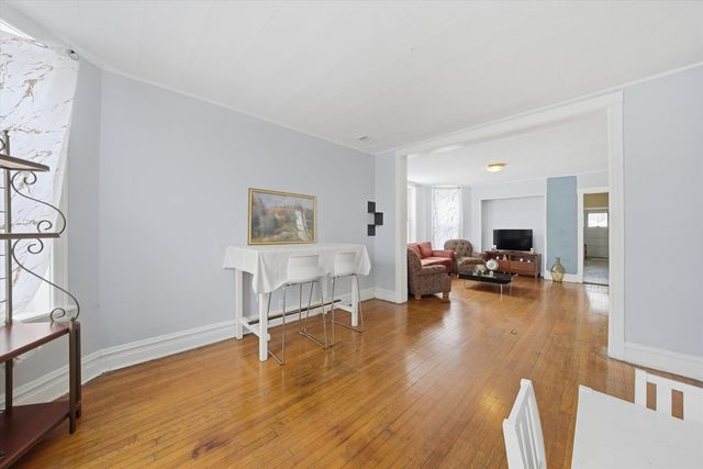7514 S Dante Avenue, Chicago, IL 60619