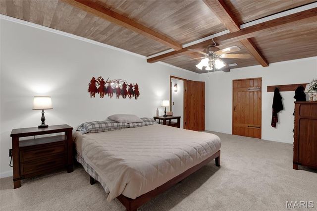 7 Wilderness Lane, Defiance, MO 63341