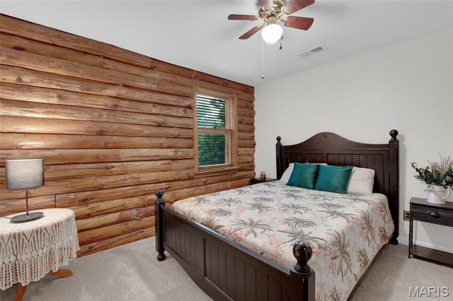 7 Wilderness Lane, Defiance, MO 63341