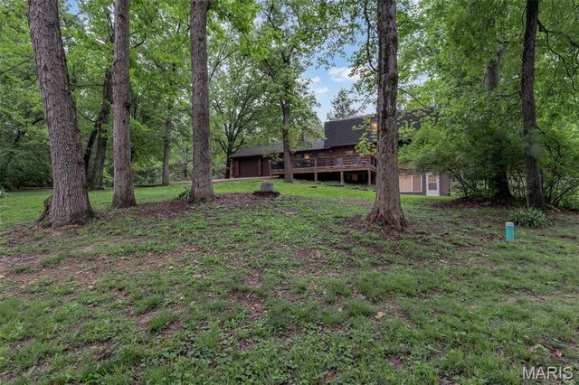 7 Wilderness Lane, Defiance, MO 63341