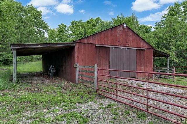 7 Wilderness Lane, Defiance, MO 63341