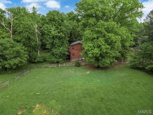 7 Wilderness Lane, Defiance, MO 63341