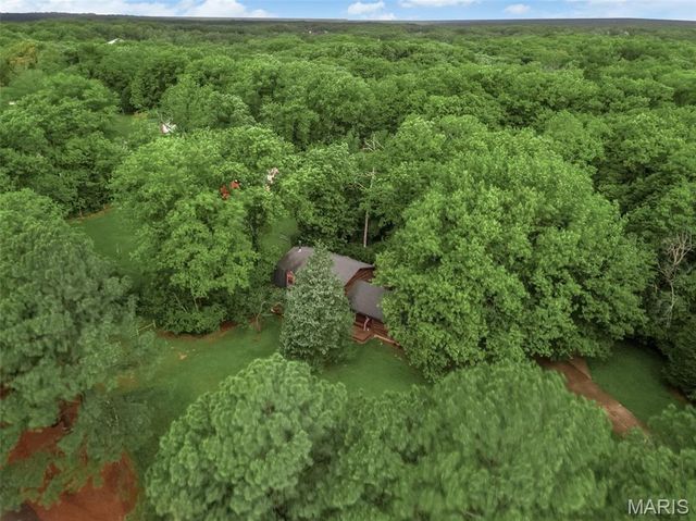7 Wilderness Lane, Defiance, MO 63341