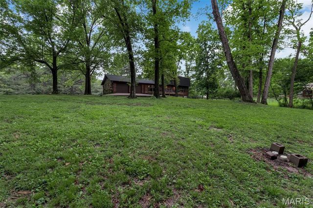 7 Wilderness Lane, Defiance, MO 63341