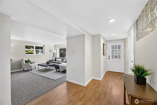 6046 50th Avenue SW, Seattle, WA 98136