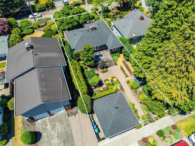 6046 50th Avenue SW, Seattle, WA 98136