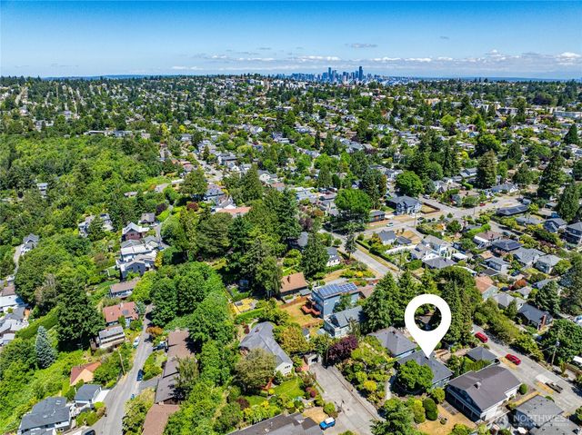 6046 50th Avenue SW, Seattle, WA 98136