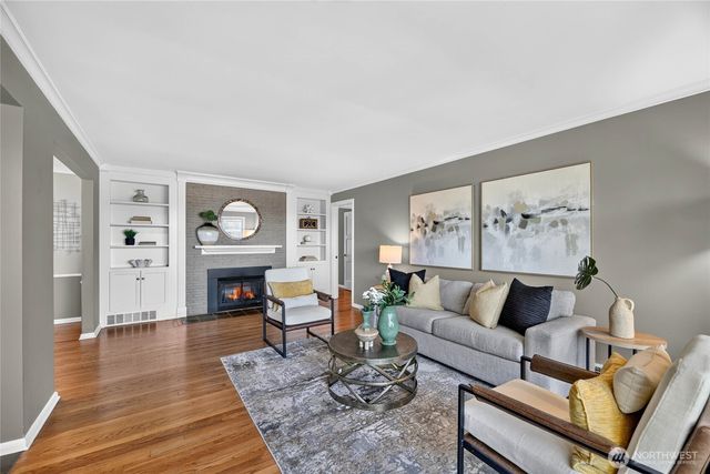 6046 50th Avenue SW, Seattle, WA 98136
