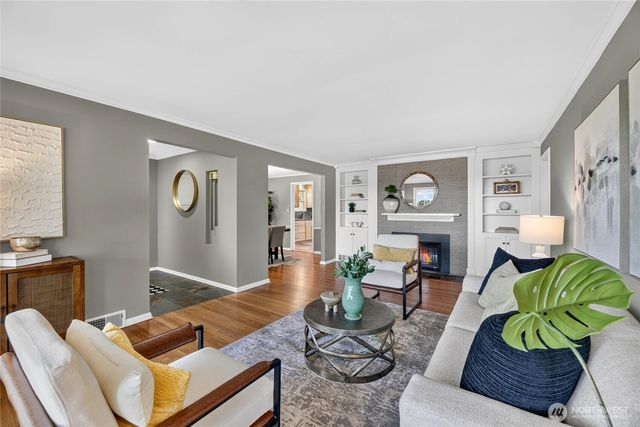 6046 50th Avenue SW, Seattle, WA 98136