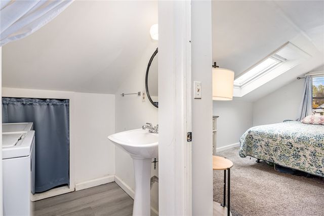 409 West Elm Street, East Rochester, NY 14445