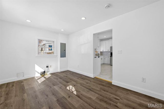 3906 Bates Street, St Louis, MO 63116