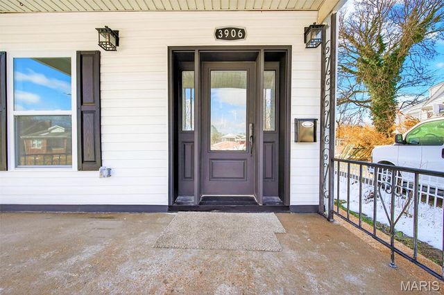 3906 Bates Street, St Louis, MO 63116