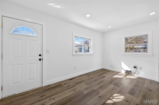 3906 Bates Street, St Louis, MO 63116