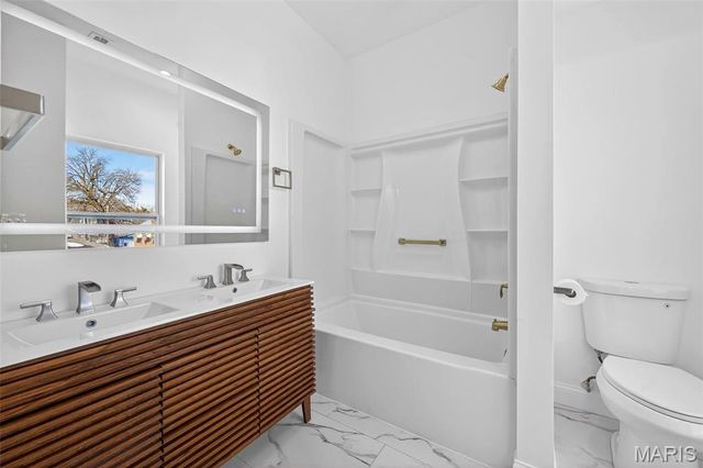 3906 Bates Street, St Louis, MO 63116