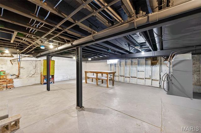 3906 Bates Street, St Louis, MO 63116