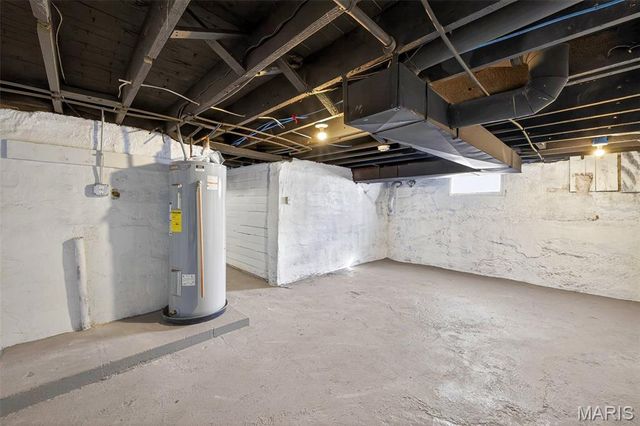 3906 Bates Street, St Louis, MO 63116