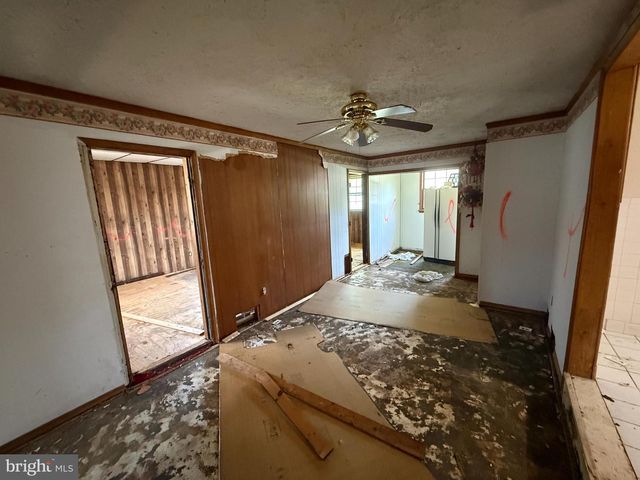 574 JULIANA DR, Vineland, NJ 08360