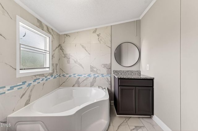 111 Old Williams Road, Four Oaks, NC 27524