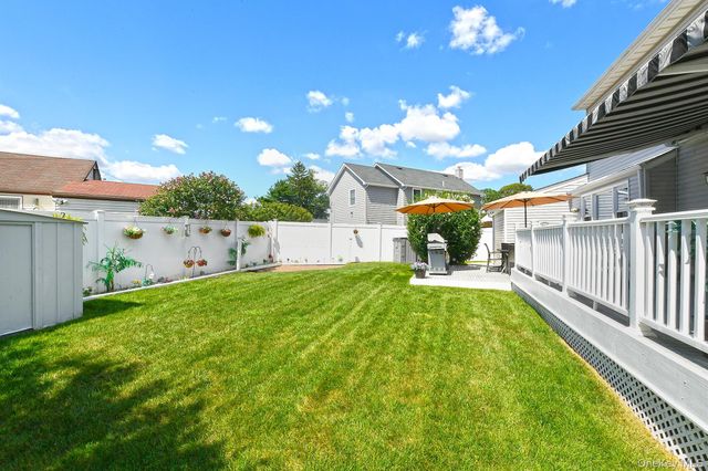 63 Michele Terrace, Massapequa Park, NY 11762