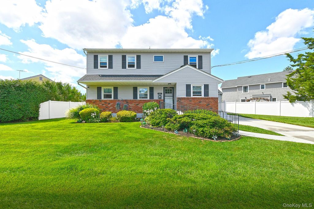 63 Michele Terrace, Massapequa Park, NY 11762 — exterior