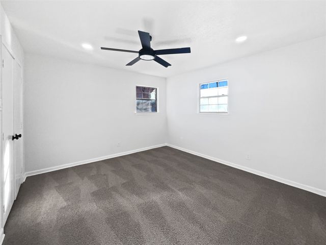 464 W Fulton Street, Van Alstyne, TX 75495