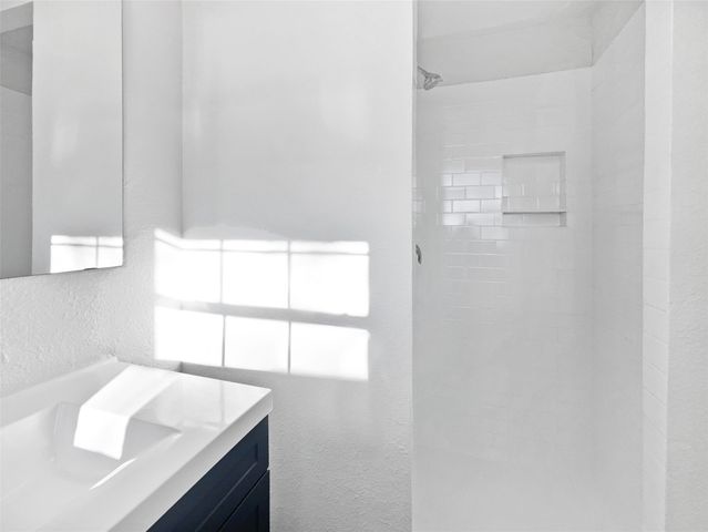 464 W Fulton Street, Van Alstyne, TX 75495