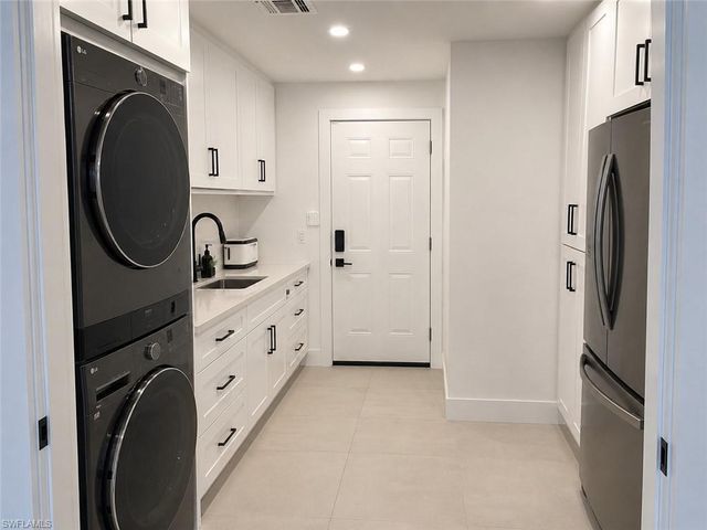 4556 Eagle Key CIR, Naples, FL 34112