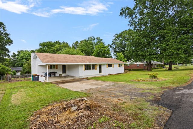 309 E Date Street, Russellville, AR 72802