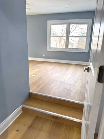 30W170 Cynthia Court, Warrenville, IL 60555