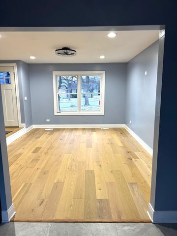 30W170 Cynthia Court, Warrenville, IL 60555