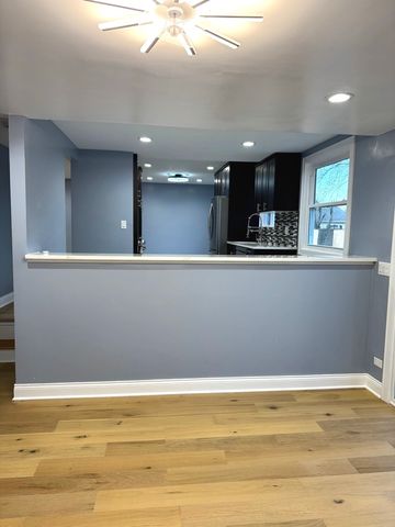 30W170 Cynthia Court, Warrenville, IL 60555