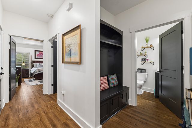 1222 Crestwood Dr., Hattiesburg, MS 39402