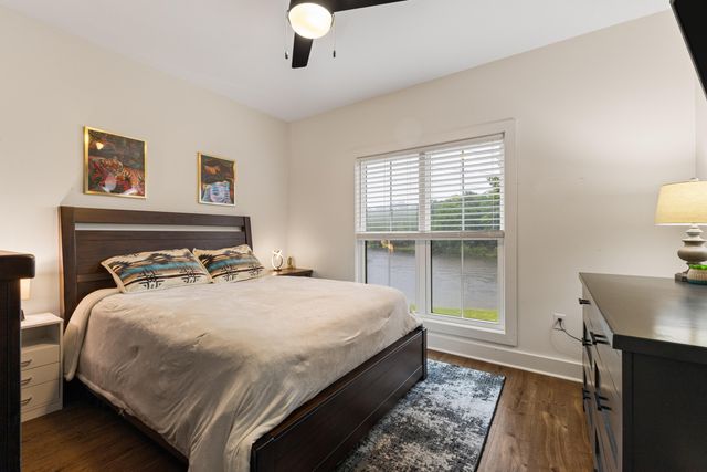 1222 Crestwood Dr., Hattiesburg, MS 39402