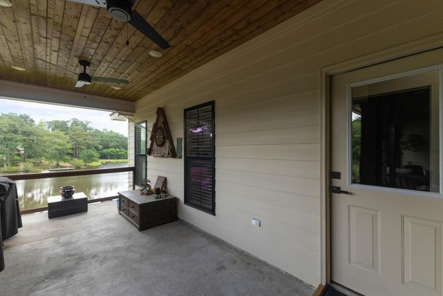 1222 Crestwood Dr., Hattiesburg, MS 39402