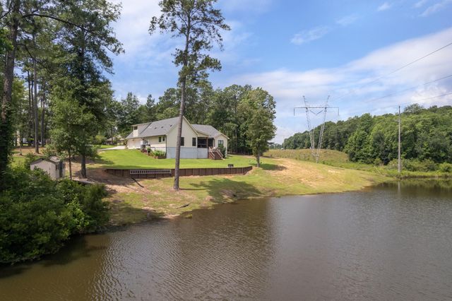 1222 Crestwood Dr., Hattiesburg, MS 39402