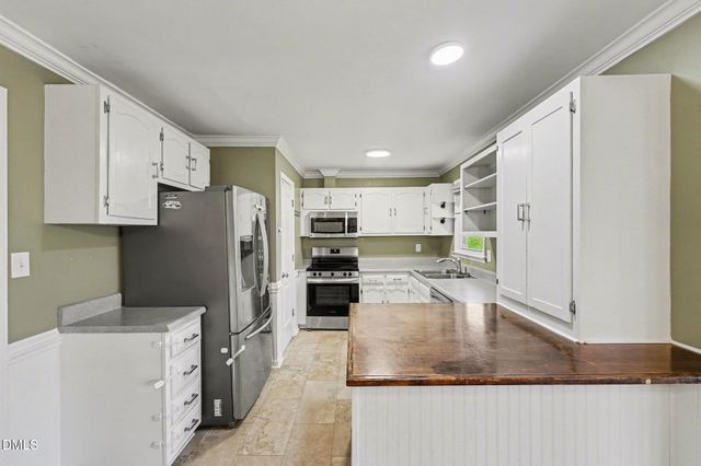 301 Lane Of Sir Kay, Garner, NC 27529