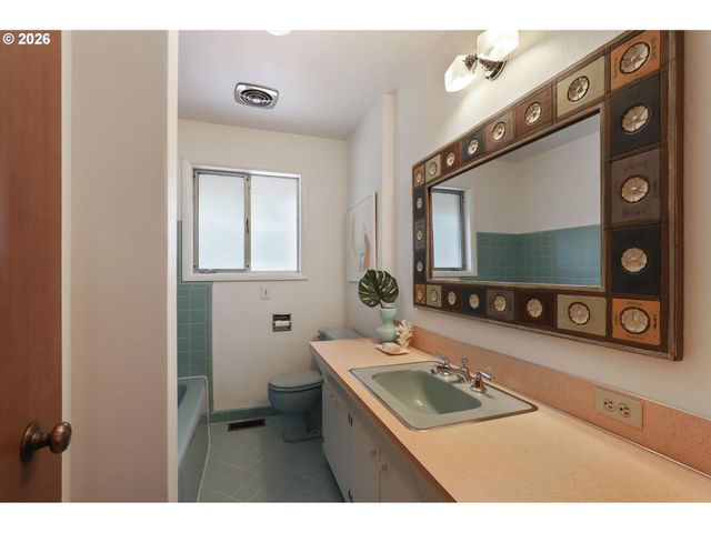 4111 Se BROOKLYN St, Portland, OR 97202