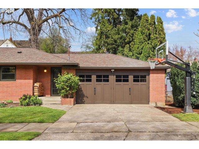 4111 Se BROOKLYN St, Portland, OR 97202