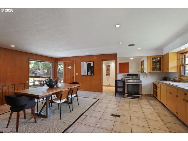 4111 Se BROOKLYN St, Portland, OR 97202