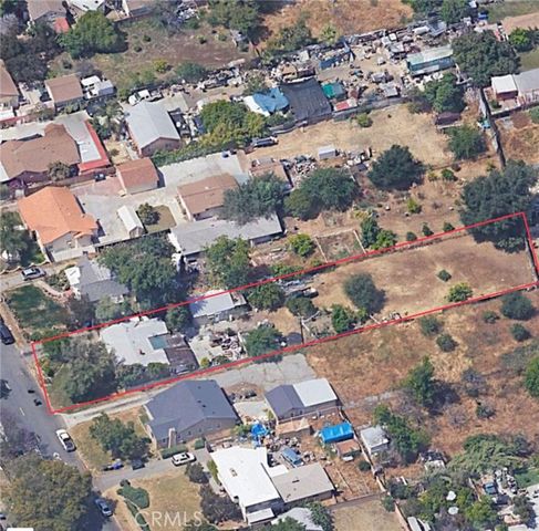 1196 N Hamilton Boulevard, Pomona, CA 91768